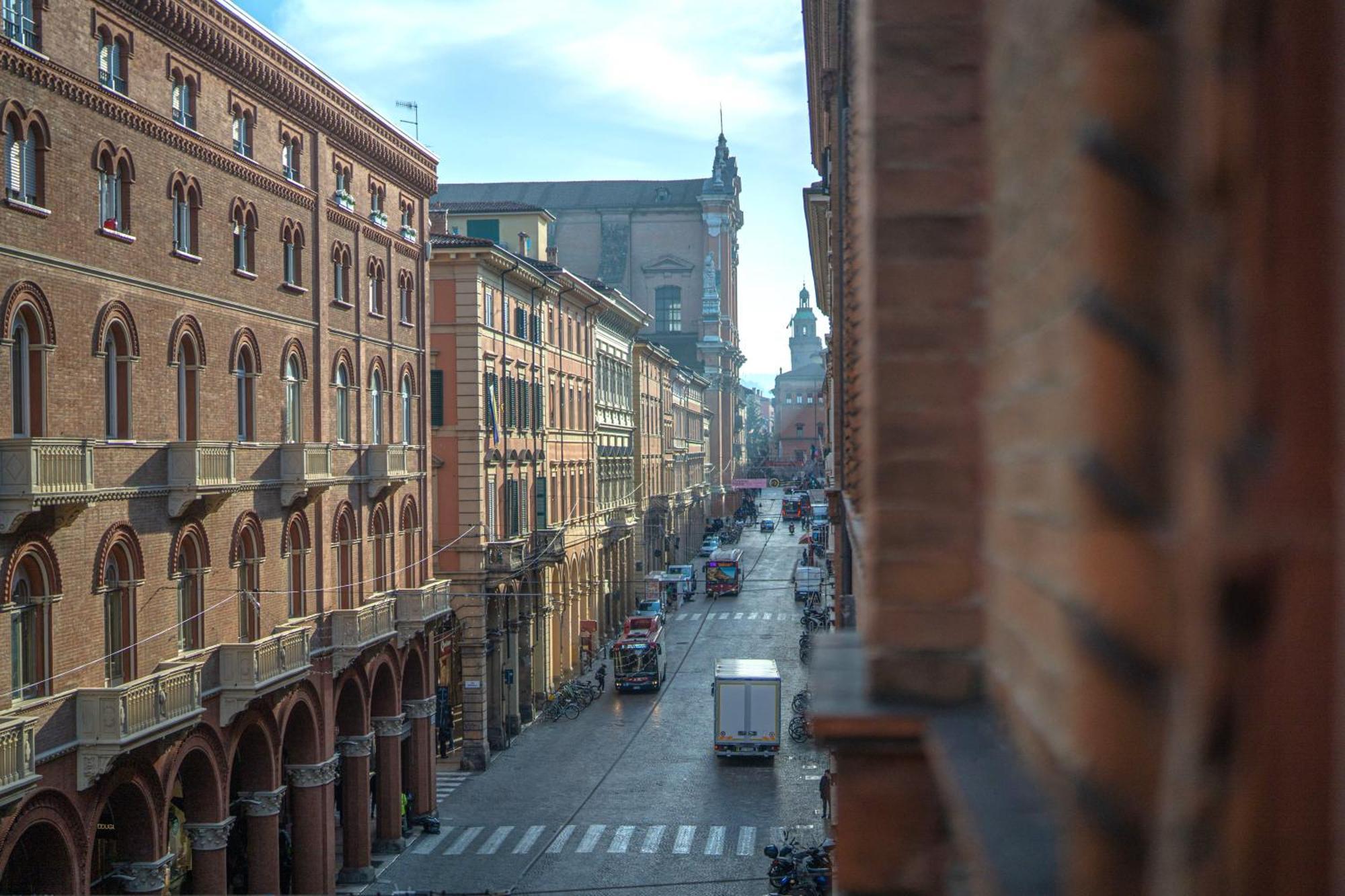 Suite In The Center Of Bologne Extérieur photo